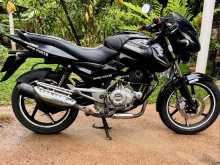 Bajaj Pulsar 150 2016 Motorbike