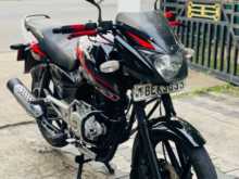 Bajaj Pulsar 150 2016 Motorbike