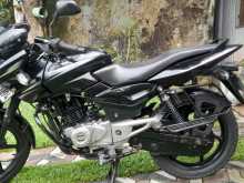 Bajaj Pulsar 150 2015 Motorbike