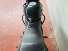 https://riyasewana.com/uploads/bajaj-pulsar-150-189410324092.jpg
