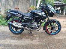 Bajaj Pulsar 150 2019 Motorbike