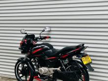 Bajaj Pulsar 150 2016 Motorbike
