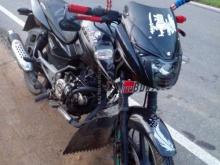 Bajaj Pulsar 150 2016 Motorbike