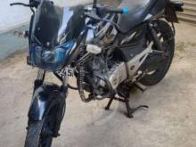 https://riyasewana.com/uploads/bajaj-pulsar-150-1990642426340.jpg