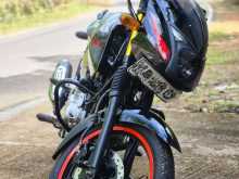 Bajaj PULSAR 150 2014 Motorbike
