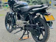 https://riyasewana.com/uploads/bajaj-pulsar-150-199360213062.jpg