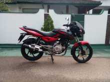 Bajaj PULSAR 150 2016 Motorbike