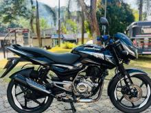 Bajaj Pulsar 150 2015 Motorbike