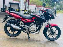 Bajaj PULSAR 150 2015 Motorbike