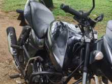 https://riyasewana.com/uploads/bajaj-pulsar-150-2218102613334.jpg