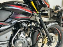 https://riyasewana.com/uploads/bajaj-pulsar-150-2219025919032.jpg