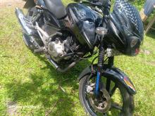 https://riyasewana.com/uploads/bajaj-pulsar-150-221930476765.jpg