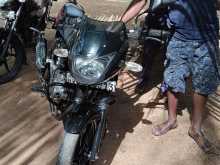 https://riyasewana.com/uploads/bajaj-pulsar-150-222200114842.jpg