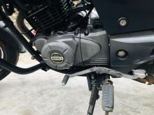 https://riyasewana.com/uploads/bajaj-pulsar-150-22800516866.jpg