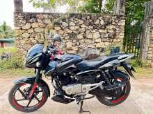 Bajaj Pulsar 150 2015 Motorbike