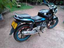 https://riyasewana.com/uploads/bajaj-pulsar-150-231509234383.jpg