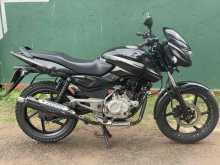 Bajaj Pulsar 150 2016 Motorbike