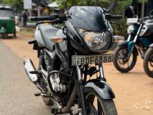 Bajaj Pulsar 150 2015 Motorbike