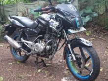 Bajaj Pulsar 150 2016 Motorbike