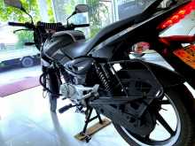 https://riyasewana.com/uploads/bajaj-pulsar-150-2418571213973.jpg