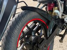 https://riyasewana.com/uploads/bajaj-pulsar-150-247074419256.jpg
