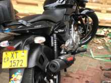 https://riyasewana.com/uploads/bajaj-pulsar-150-249490413852.jpg