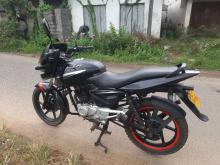 https://riyasewana.com/uploads/bajaj-pulsar-150-251003586554.jpg