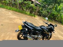 Bajaj Pulsar 150 2016 Motorbike