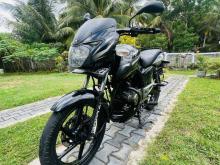 Bajaj Pulsar 150 2014 Motorbike