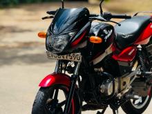 Bajaj Pulsar 150 2014 Motorbike