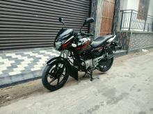 Bajaj Pulsar 150 2016 Motorbike