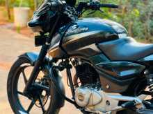 Bajaj Pulsar 150 2016 Motorbike