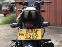 https://riyasewana.com/uploads/bajaj-pulsar-150-2613100519854.jpg