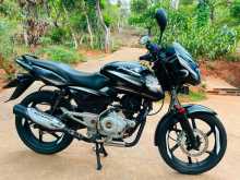 Bajaj Pulsar 150 2016 Motorbike