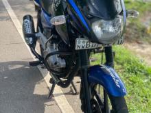 https://riyasewana.com/uploads/bajaj-pulsar-150-2614113924551.jpg