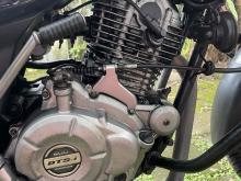 https://riyasewana.com/uploads/bajaj-pulsar-150-2616545224551.jpg