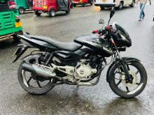 Bajaj Pulsar 150 2016 Motorbike