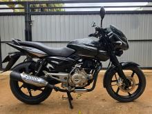 Bajaj Pulsar 150 2016 Motorbike