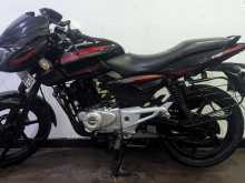 Bajaj Pulsar 150 2016 Motorbike