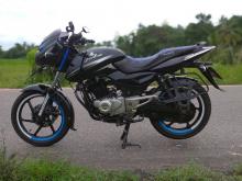 Bajaj Pulsar 150 2015 Motorbike