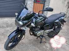 Bajaj Pulsar 150 2016 Motorbike