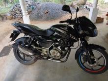 Bajaj Pulsar 150 2014 Motorbike