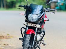Bajaj PULSAR 150 2015 Motorbike
