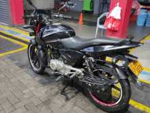 https://riyasewana.com/uploads/bajaj-pulsar-150-2811113413294.jpg