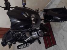https://riyasewana.com/uploads/bajaj-pulsar-150-28659116395.jpg