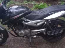 https://riyasewana.com/uploads/bajaj-pulsar-150-2917353713763.jpg