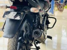https://riyasewana.com/uploads/bajaj-pulsar-150-2922084325002.jpg