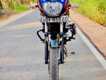 Bajaj PULSAR 150 2017 Motorbike