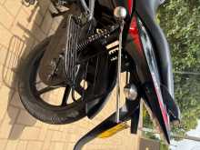https://riyasewana.com/uploads/bajaj-pulsar-150-308221013574.jpg