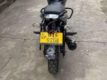 https://riyasewana.com/uploads/bajaj-pulsar-150-31041271308336.jpg